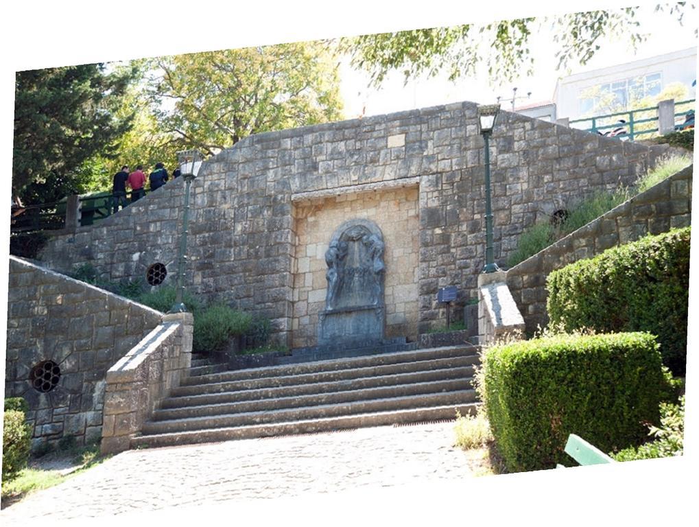 Sobe Braica Hotel Drnis Exterior photo
